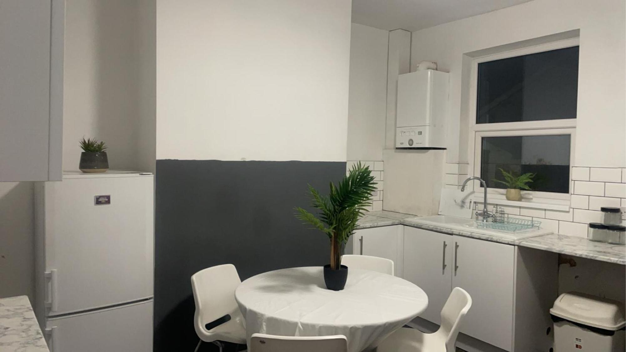 Herbert - Duplex Apartment Mexborough